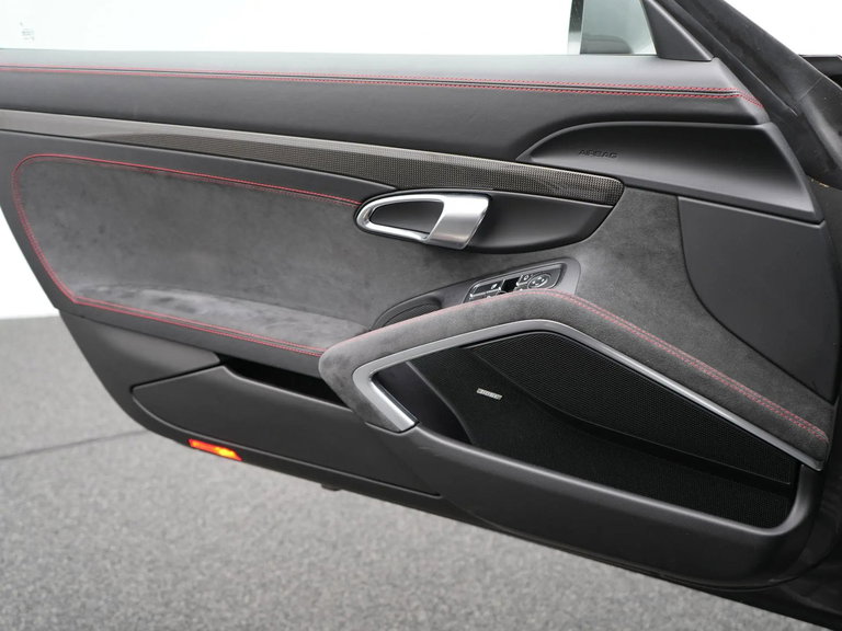 Porsche 991.2 Carrera 4 GTS