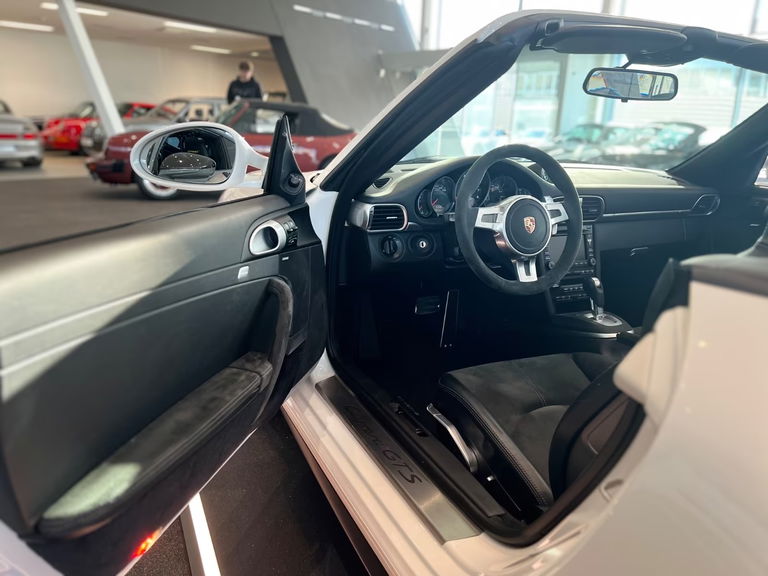 Porsche 997.2 Carrera GTS