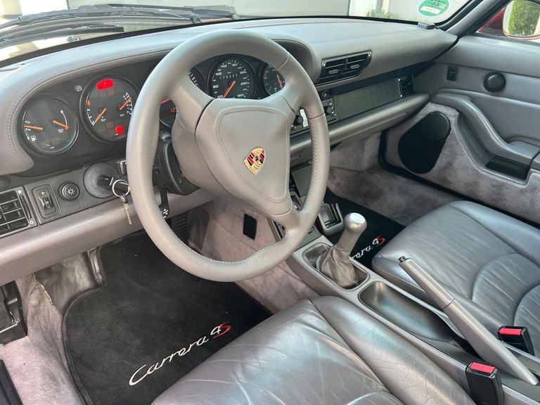 Porsche 993 Carrera 4S