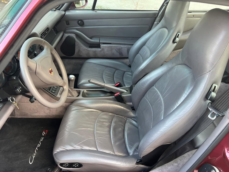 Porsche 993 Carrera 4S