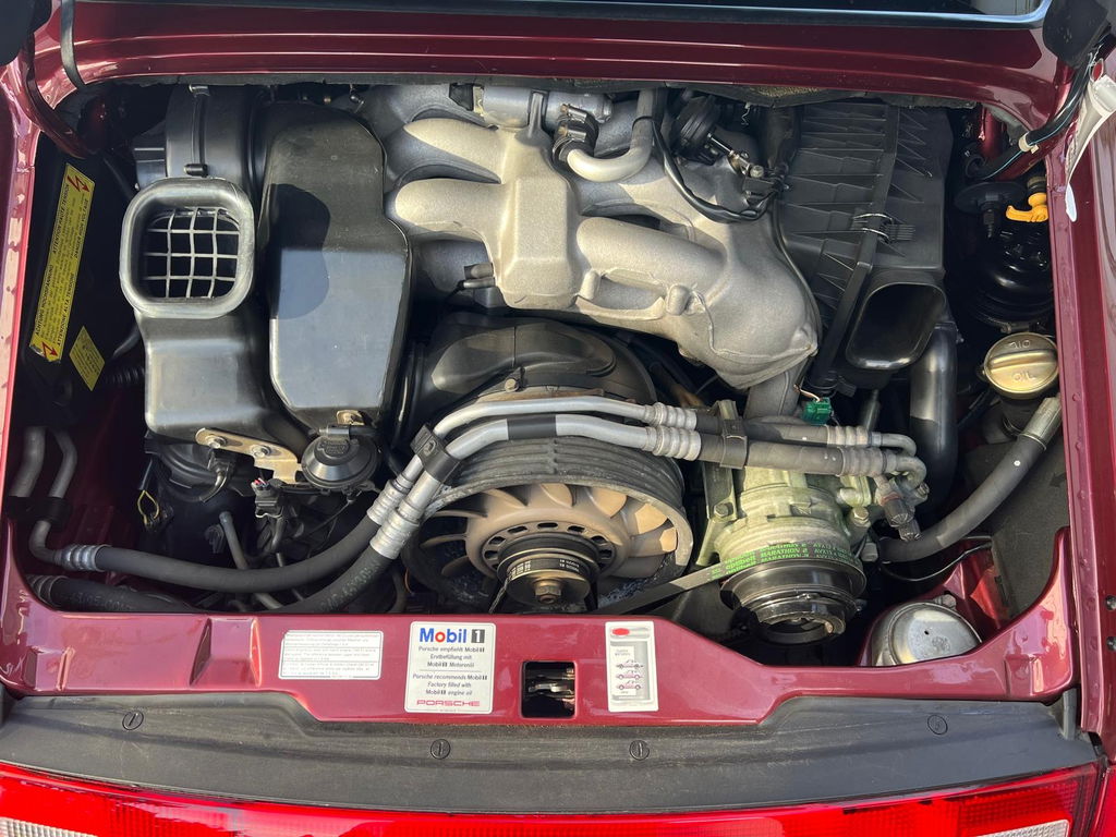 Porsche 993 Carrera 4S