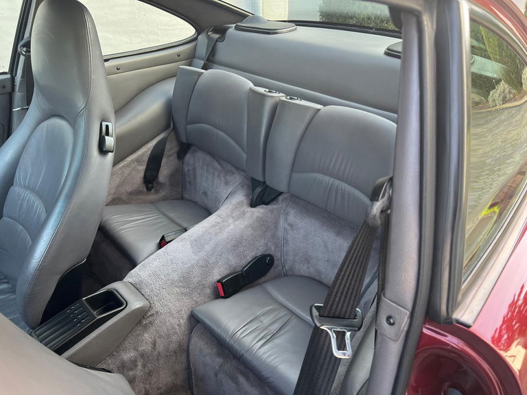 Porsche 993 Carrera 4S