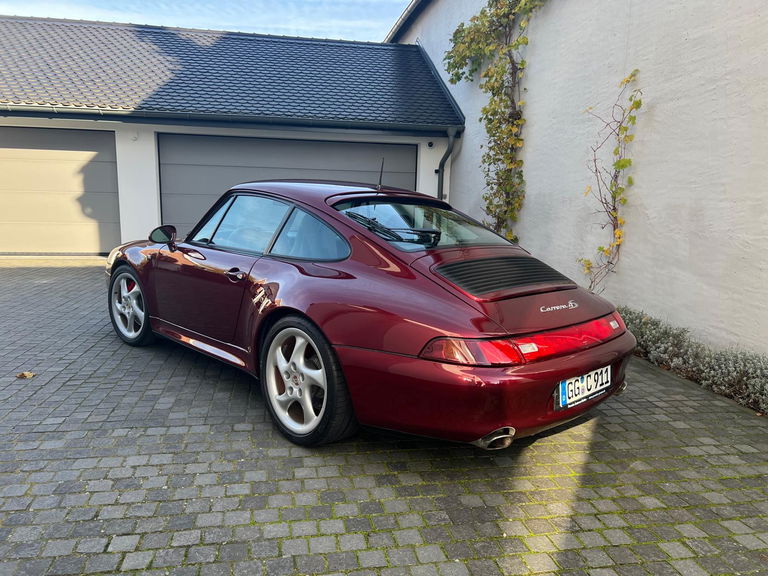 Porsche 993 Carrera 4S