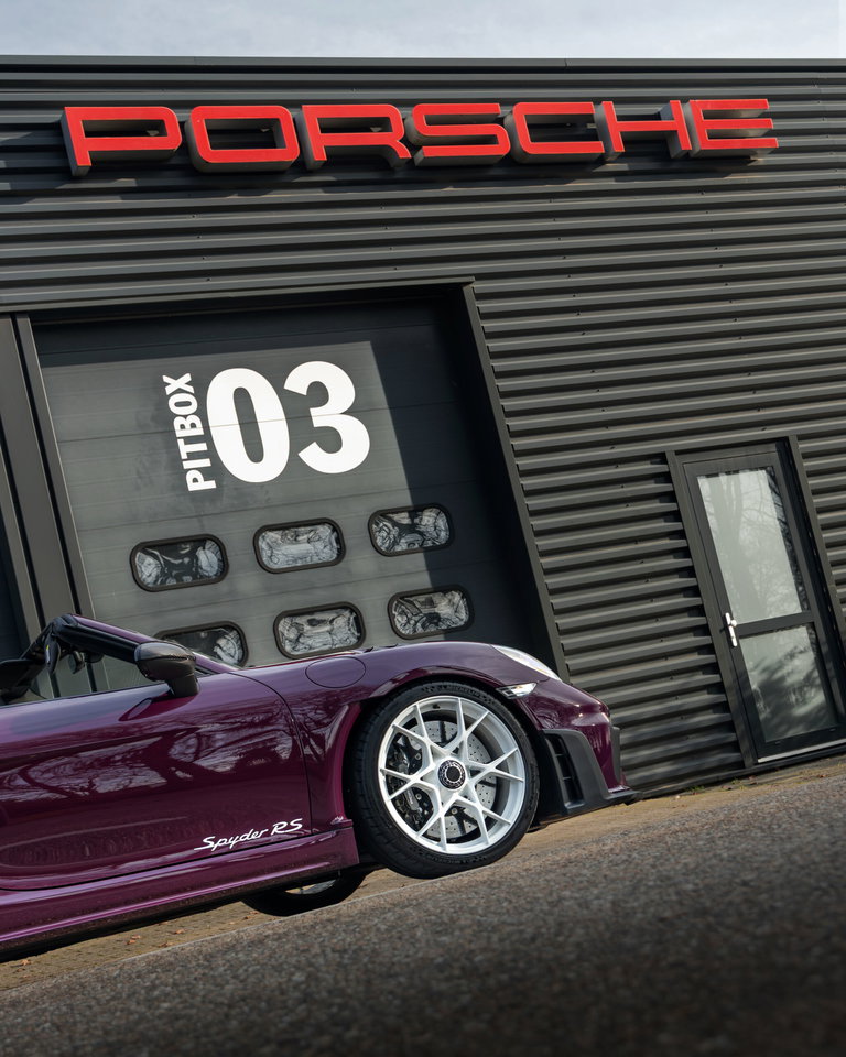 Porsche 718 Spyder RS