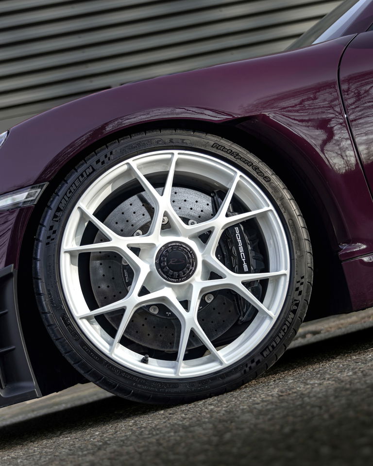 Porsche 718 Spyder RS