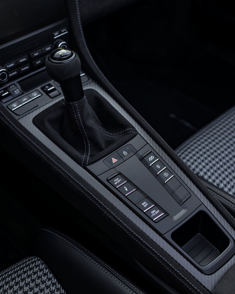 Porsche 718 Spyder RS