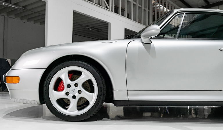 Porsche 993 Carrera 4S