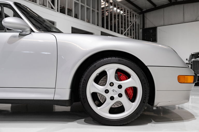Porsche 993 Carrera 4S