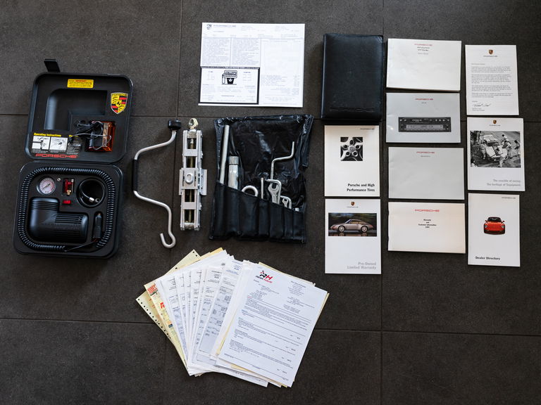 Porsche 993 Carrera 4S