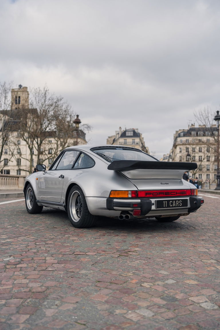 Porsche 911 Turbo 3.3
