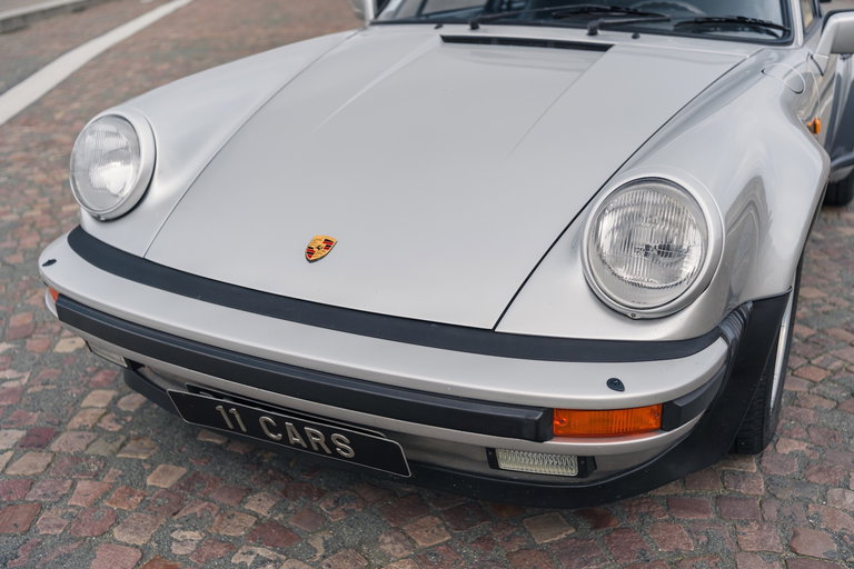 Porsche 911 Turbo 3.3