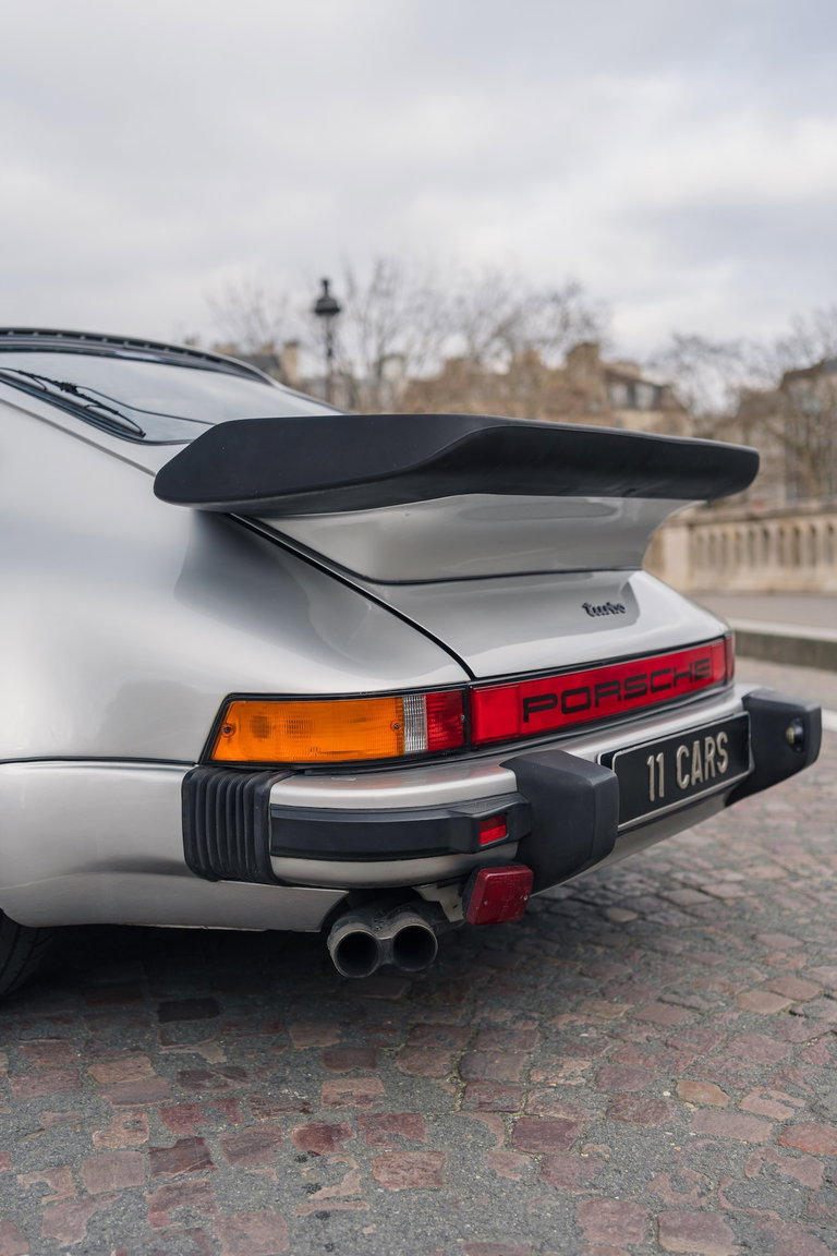 Porsche 911 Turbo 3.3
