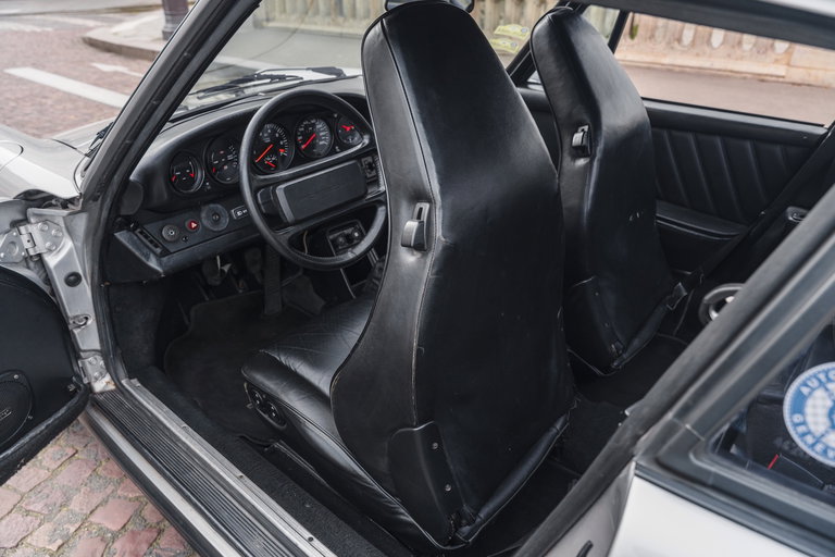 Porsche 911 Turbo 3.3