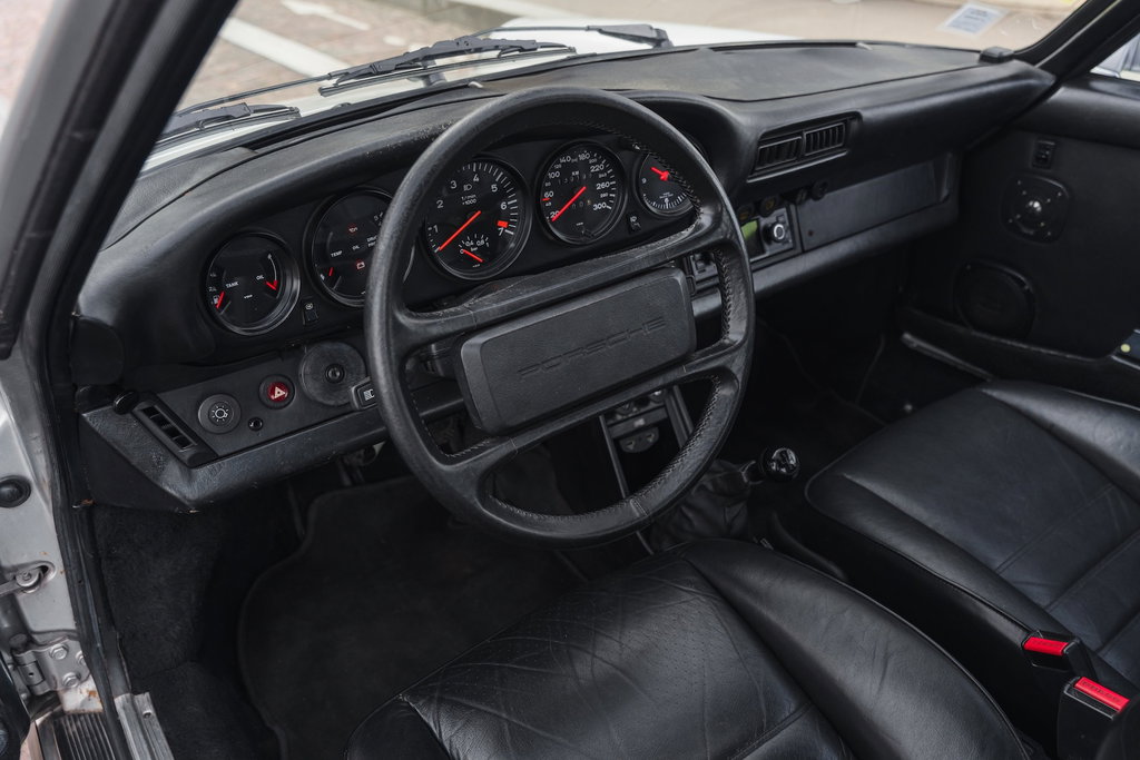 Porsche 911 Turbo 3.3