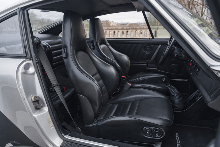 Porsche 911 Turbo 3.3