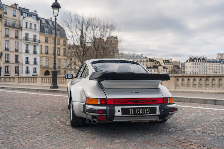 Porsche 911 Turbo 3.3