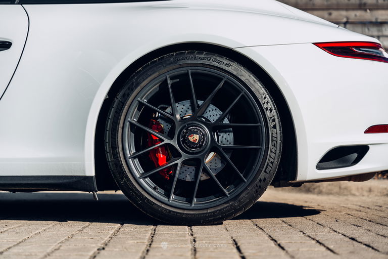 Porsche 991.2 Carrera 4 GTS