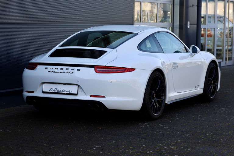 Porsche 991 Carrera GTS