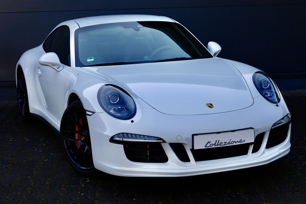 Porsche 991 Carrera GTS