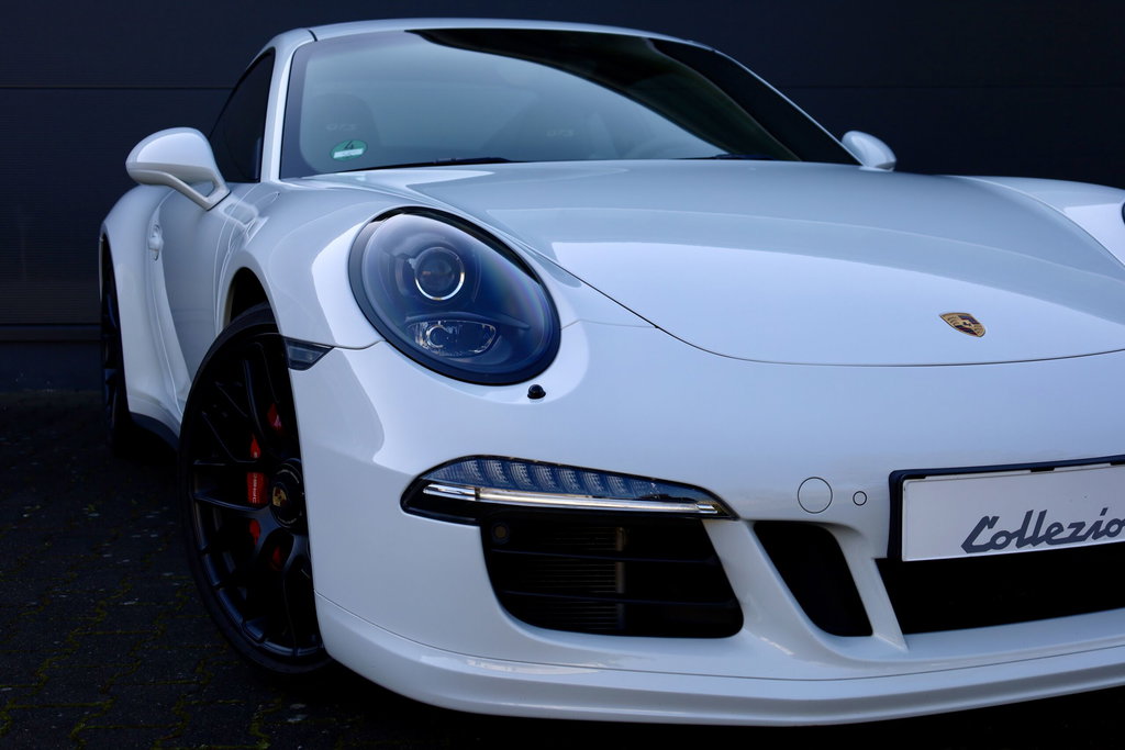 Porsche 991 Carrera GTS