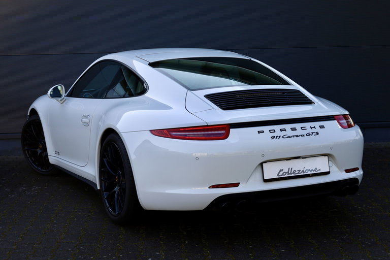 Porsche 991 Carrera GTS