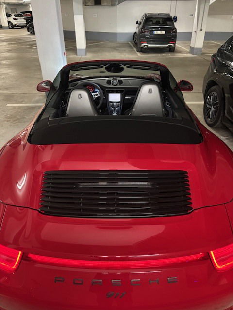 Porsche 991 Carrera 4 GTS