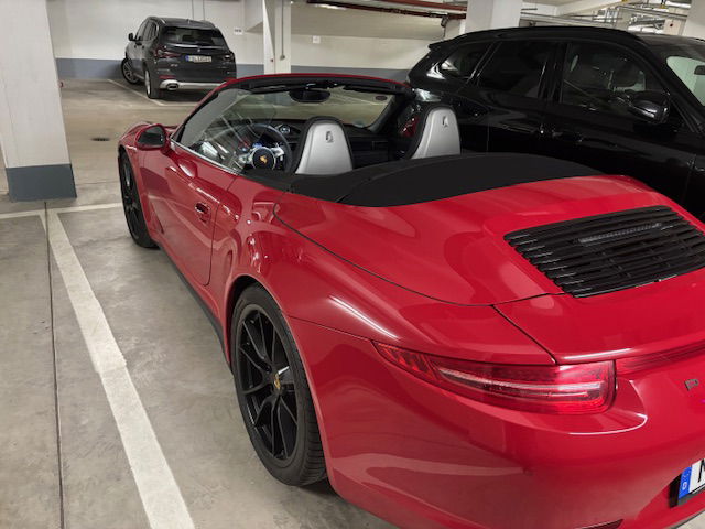 Porsche 991 Carrera 4 GTS