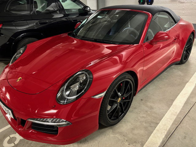 Porsche 991 Carrera 4 GTS