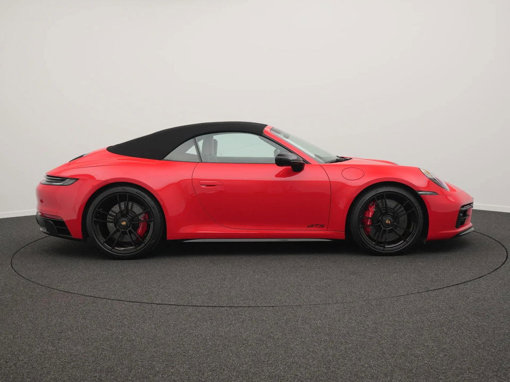 Porsche 992 Carrera GTS