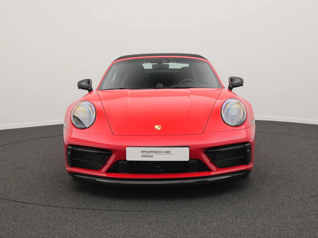 Porsche 992 Carrera GTS