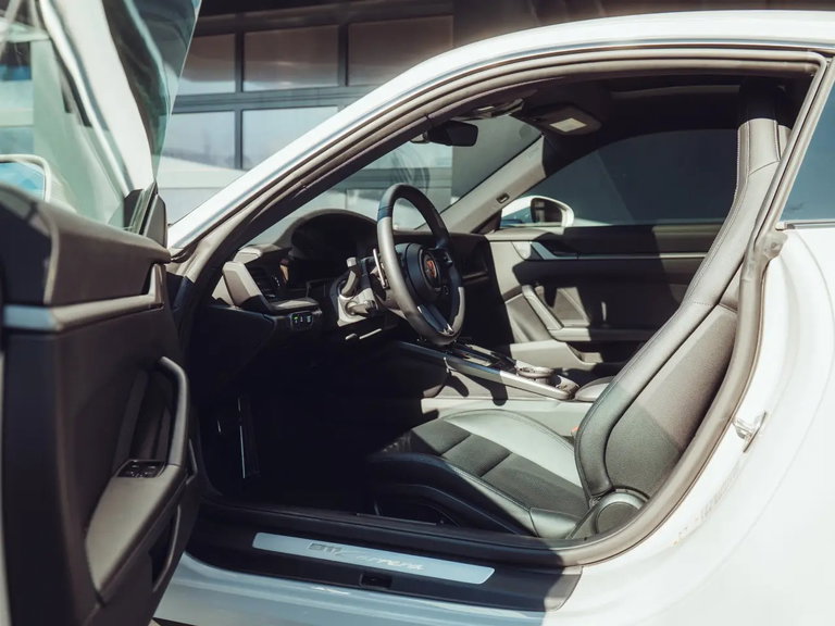 Porsche 992.2 Carrera