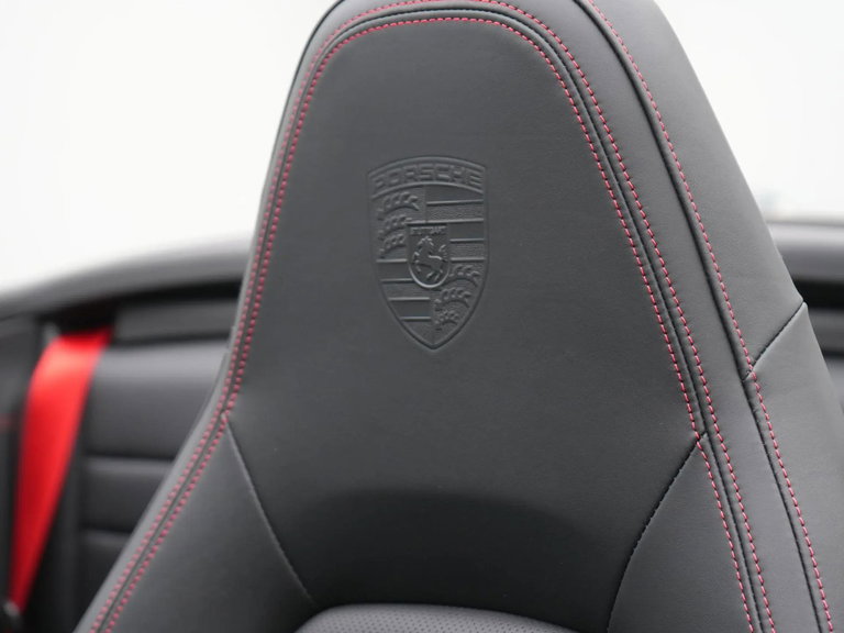 Porsche 992 Carrera GTS