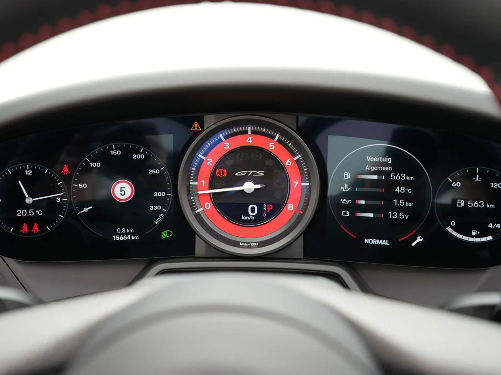 Porsche 992 Carrera GTS