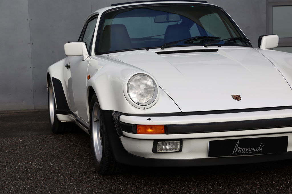 Porsche 911 Turbo 3.3