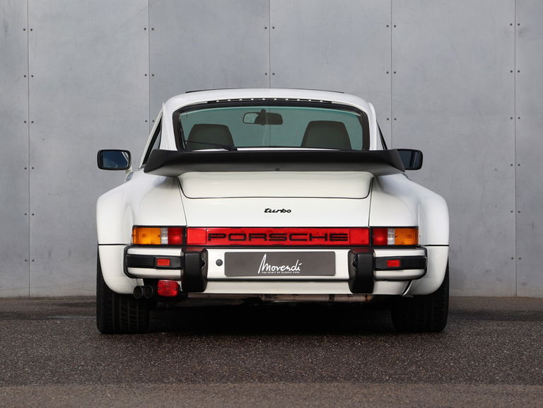 Porsche 911 Turbo 3.3