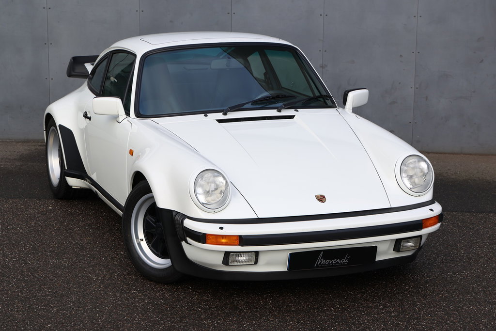 Porsche 911 Turbo 3.3