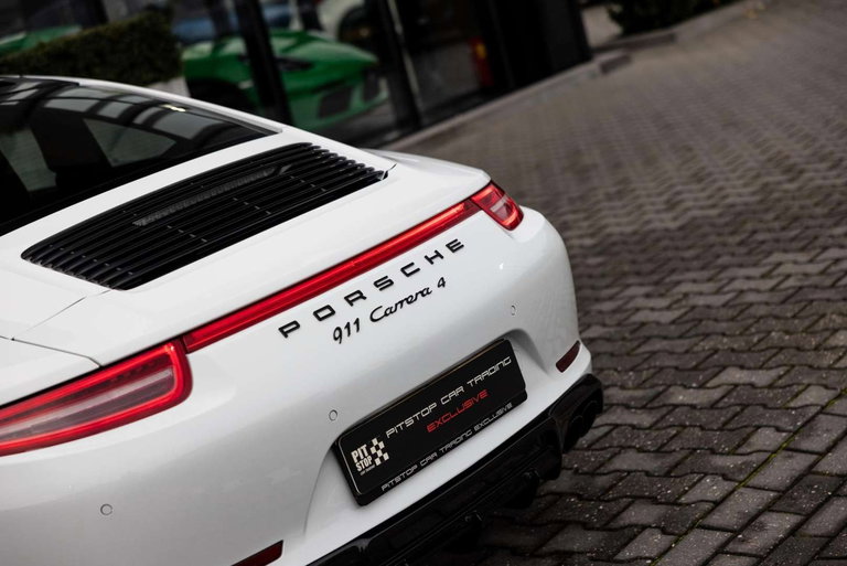 Porsche 991 Carrera 4
