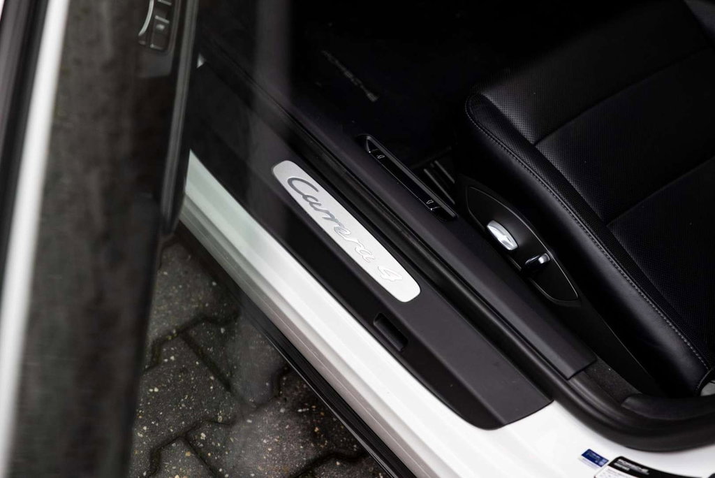 Porsche 991 Carrera 4