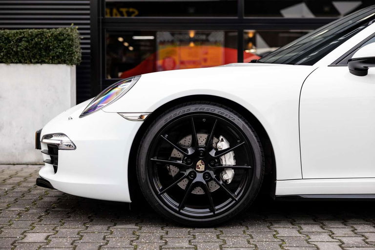 Porsche 991 Carrera 4