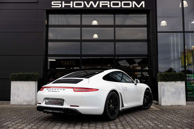 Porsche 991 Carrera 4