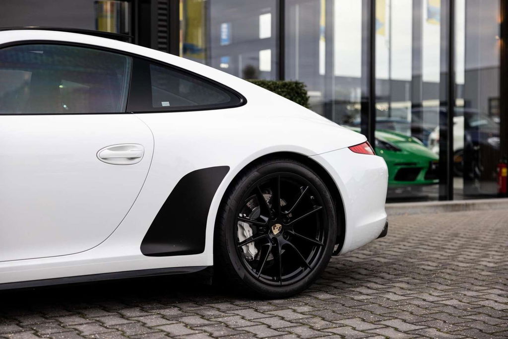 Porsche 991 Carrera 4