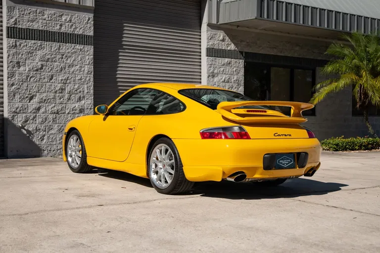 Why spec matters – These five Porsche options really make a difference!