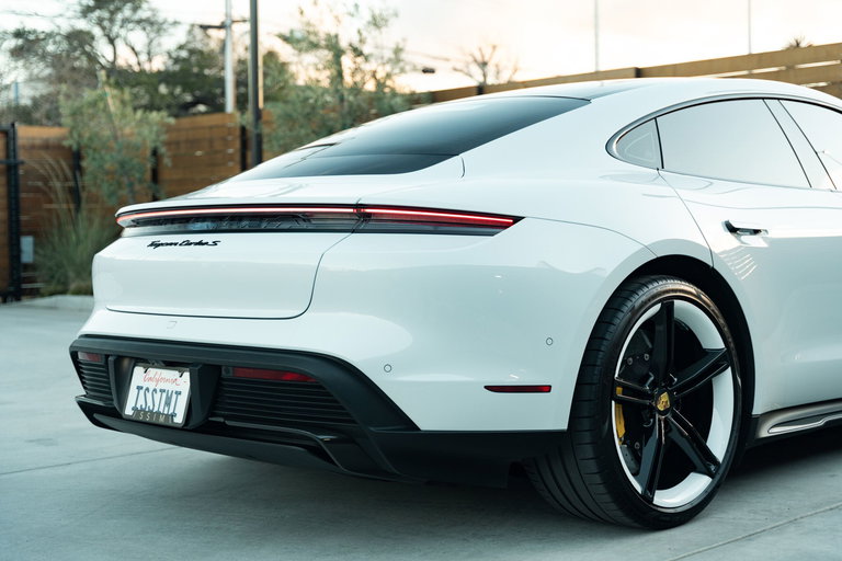 Porsche Taycan Turbo S