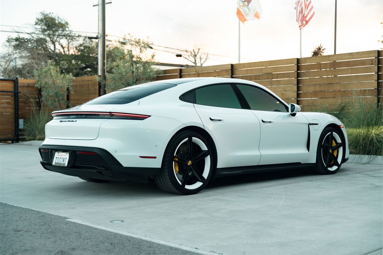 Porsche Taycan Turbo S