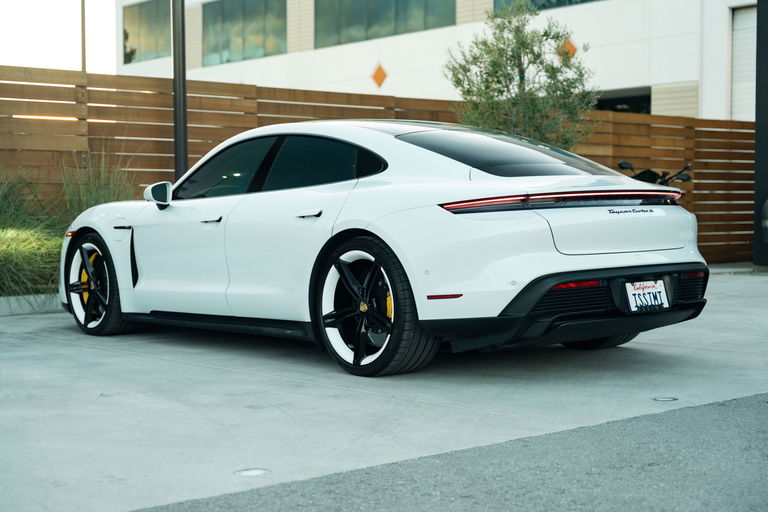 Porsche Taycan Turbo S
