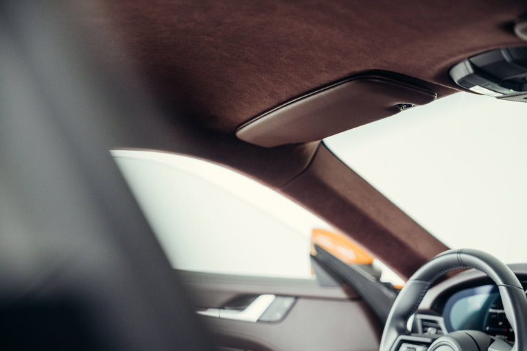 Porsche 992 GT3 Touring