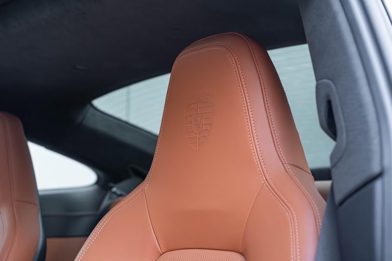 Porsche 992.2 Carrera 4 GTS