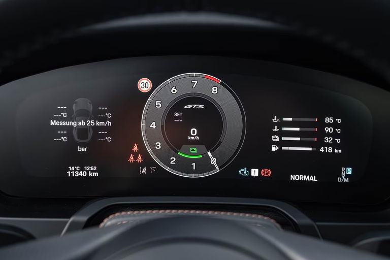 Porsche 992.2 Carrera 4 GTS