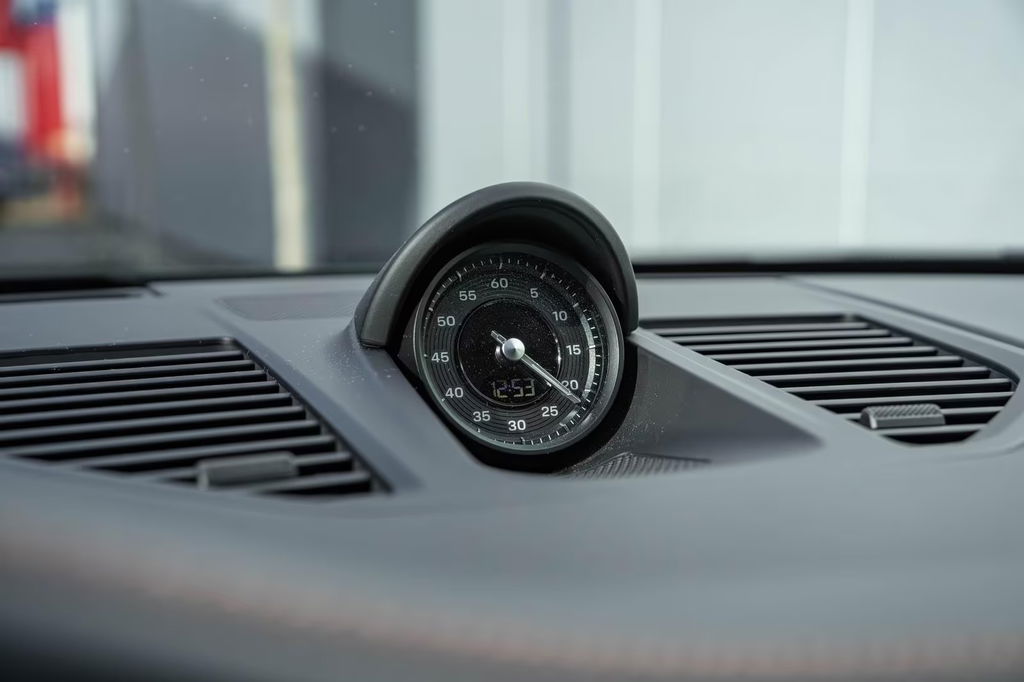 Porsche 992.2 Carrera 4 GTS