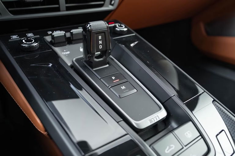 Porsche 992.2 Carrera 4 GTS